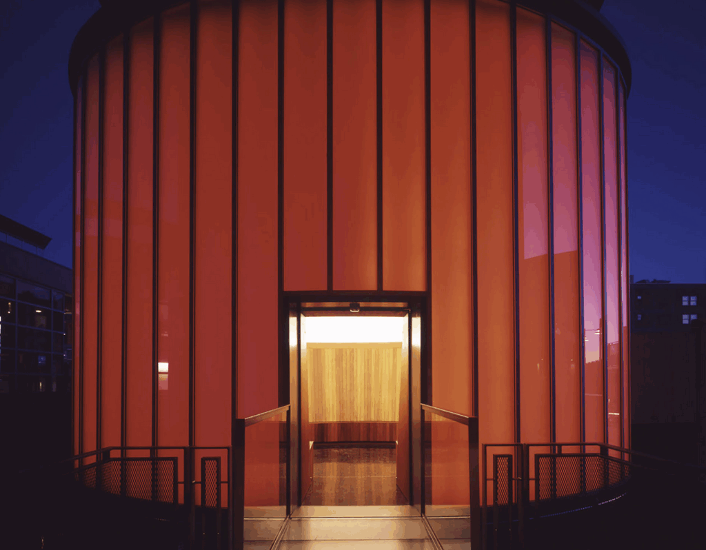 Exterior of James Turrell's "Light Reign" skyspace